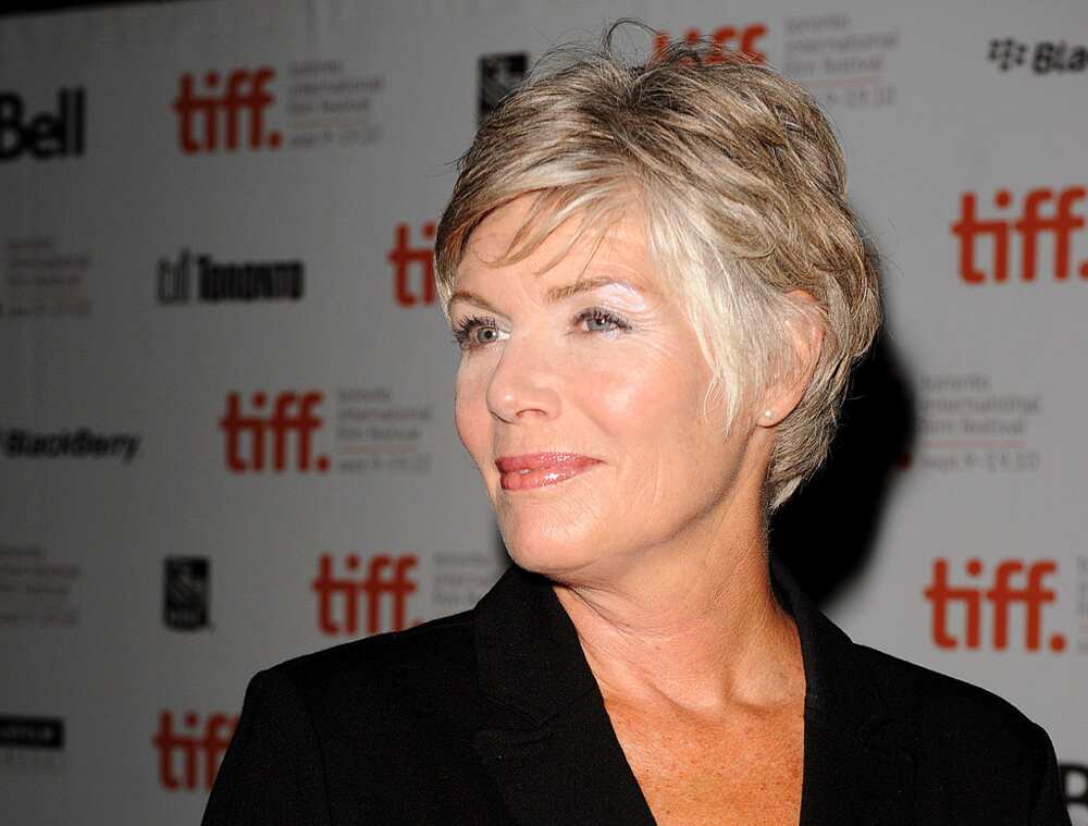 Kelly Mcgillis' Profile Summary 